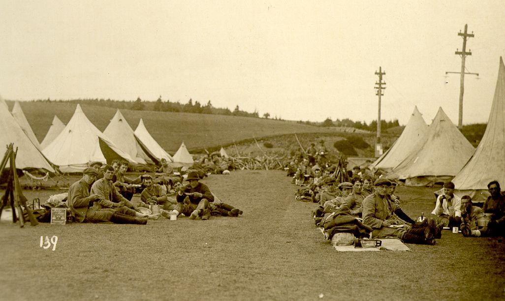 Terrain d'entraînement à Pleasantville, St. John's, vers 1914
