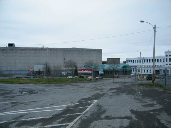 Closed Gates of AbitibiBowater Mill, 2011