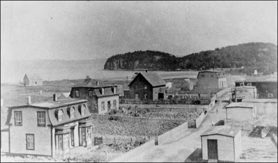 Haystack Houses and Gardens ca. 1915