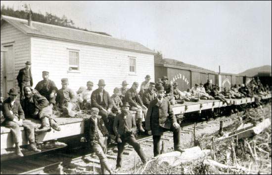 Robert Reid and Construction Workers, ca. 1892 Robert Reid and Construction Workers, ca. 1892