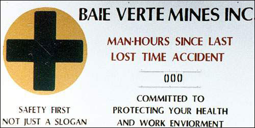 Affiche sur la sécurité de Baie Verte Mines, vers 1985 Affiche sur la sécurité de Baie Verte Mines, vers 1985