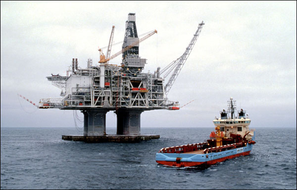 Plate-forme pétrolière Hibernia, s.d. Hibernia Oil Platform, n.d.