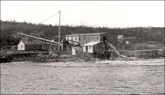 Scierie à Botwood, vers 1900 Scierie à Botwood, vers 1900
