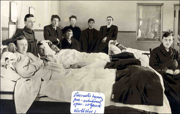 Patients de l'hôpital General vers 1914-1918 Patients de l'hôpital General vers 1914-1918