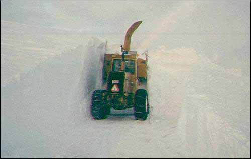 Snow-blower, Winter Storm, March 1995 Snow-blower, Winter Storm, March 1995