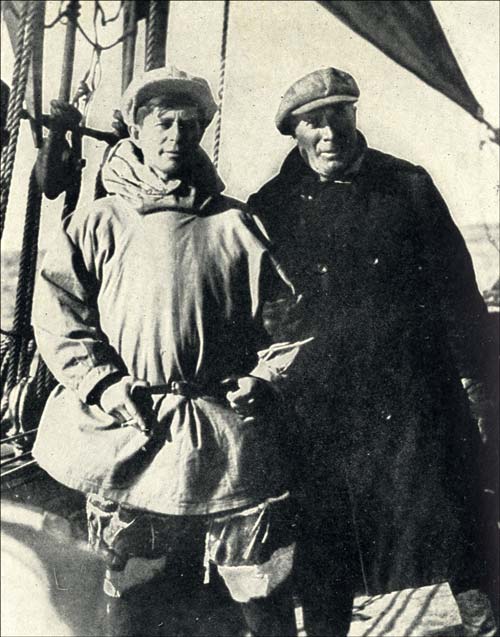 Bartlett (right) with Greenlandic explorer Knud Rasmussen, pre-1929 Bartlett with Rasmussen, pre-1929