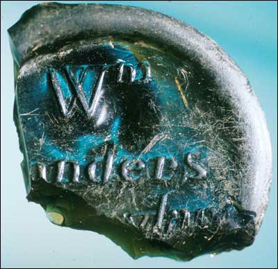 Bottle Seal Wm. Saunders .….yland Bottle Seal Wm. Saunders .….yland