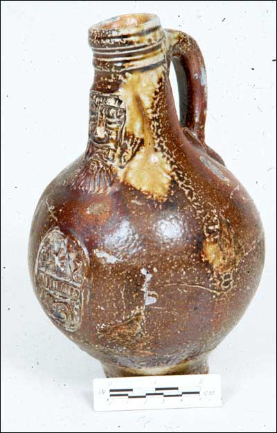 'Bellarmine' or 'Bartmann' Stoneware Jug (Fld-118) 'Bellarmine' or 'Bartmann' Stoneware Jug (Fld-118)
