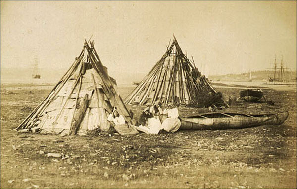 Mi'kmaq Women in Front of Wigwams, ca. 1857 Mi'kmaq Women in Front of Wigwams, ca. 1857