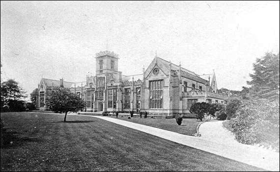 Queen's College in Taunton, Somerset, England Queen's College in Taunton, Somerset, England