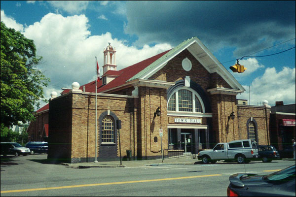 Harmsworth Hall, Grand Falls-Windsor, NL