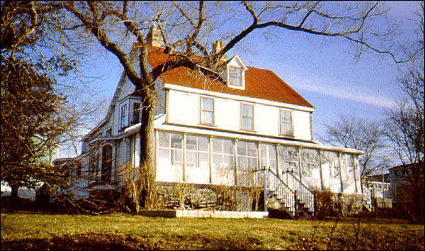 Retreat Cottage, St. John's, NL Retreat Cottage, St. John's, NL